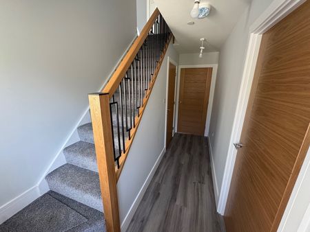 Bethel Road, Llansamlet, SWANSEA - Photo 4