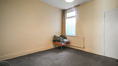 19 Wallace Road - Photo 3