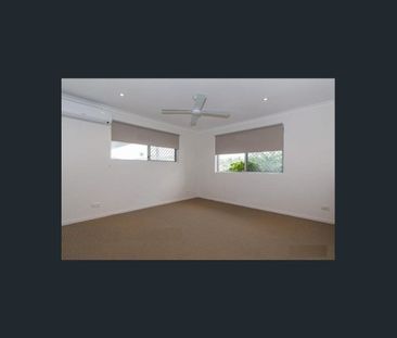 Spacious coastal living - 3 Bedroom family home - Photo 1