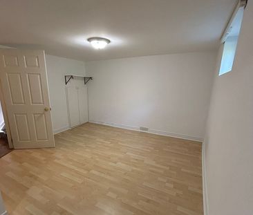 For Lease - 192 Bogert Avenue, Toronto, Ontario - Photo 2