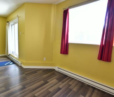 For Lease - 266 LORRY GREENBERG Drive Unit# 5, Hunt Club - South Ke... - Photo 3