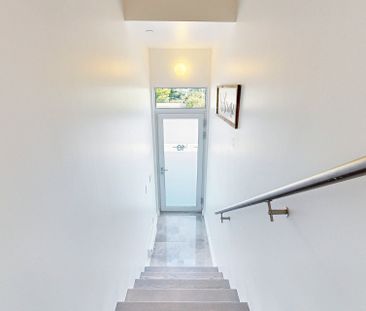 For Lease - 233 Broward Way Unit# 10, Innisfil, Ontario - Photo 3