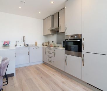2 bedroom apartment to rent - Photo 5