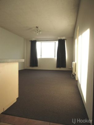 2 Bedroom Unit In Handy Location - Photo 1