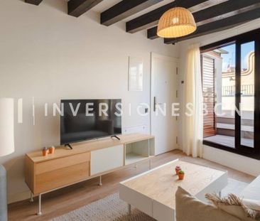 2 room luxury penthouse for rent in Barcelona, Spain - Photo 1