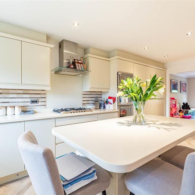 3 bedroom townhouse to rent - Photo 1