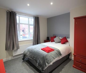1 bedroom in a house share to rent - Photo 3