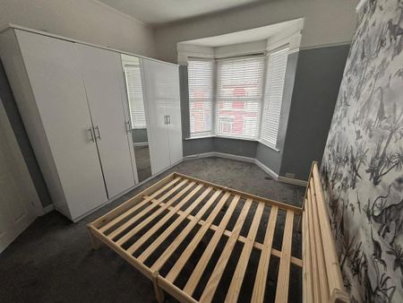 3 bedroom terraced house to rent - Photo 3