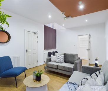 8 bedroom house to rent - Photo 2