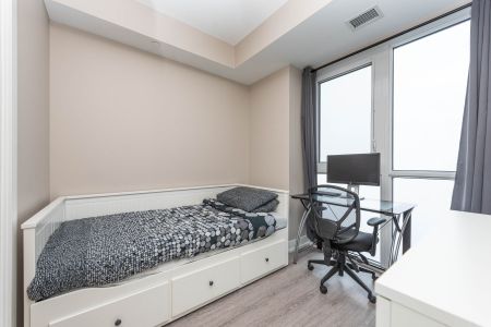 For Lease - 7 Grenville Street Unit# 5705, Toronto, Ontario - Photo 5