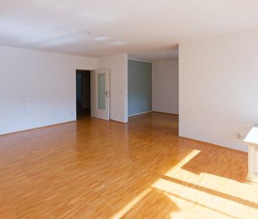 Schmeddingstr., chice bezugsfreie Wohnung........ - Photo 1