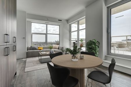 For Lease - 1787 St Clair Avenue Unit# 1004, Toronto, Ontario - Photo 4