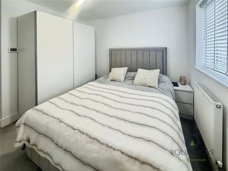 3 bedroom end of terrace house to rent - Photo 5