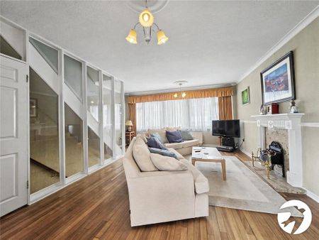 4 bedroom terraced house to rent - Photo 2