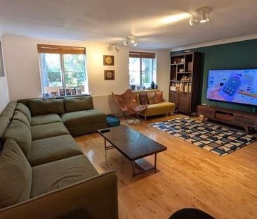 Woking, Surrey, GU22 - Photo 6