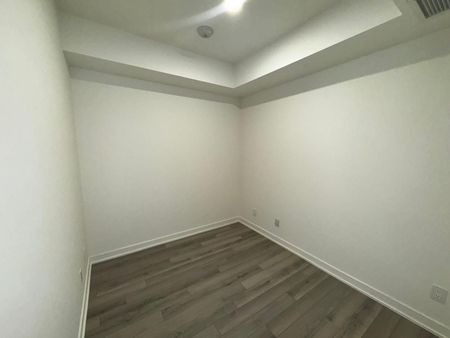 For Lease - 3071 Trafalgar Road Unit# 402, Oakville, Ontario - Photo 2