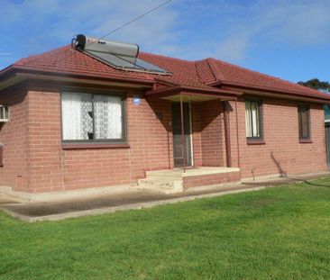 Three Bedroom Family Home with Large Verandah - Photo 2