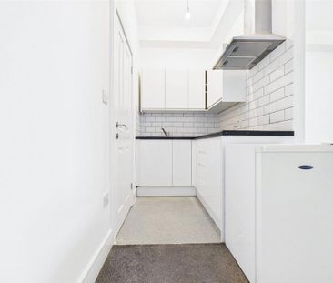 Property to rent - Photo 5