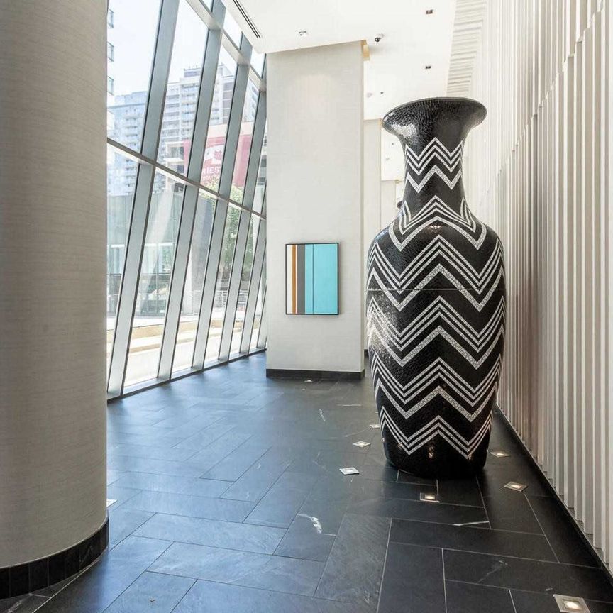 For Lease - 42 Charles Street Unit# 2103, Toronto, Ontario - Photo 1