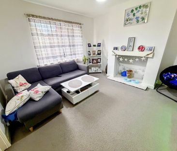 Middleton Park Avenue, Leeds - Photo 2