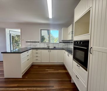 Newly Renovated! - Photo 5