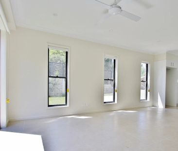 Modern AND CLOSE TO AMENITIES - Photo 6