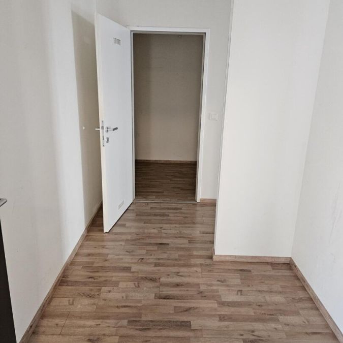 PROVISONSFREIE MIETWOHNUNG mit LOGGIA/BALKON - Photo 1