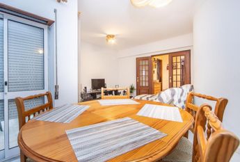 Quarto suite casa de banho privada em Sobreda Almada