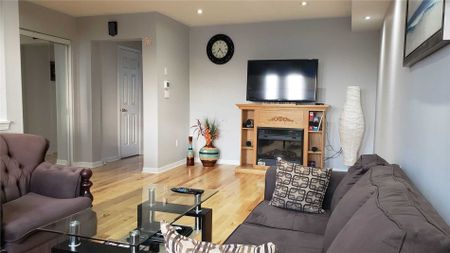 For Lease - 5980 Whitehorn Avenue Unit# 28, Mississauga, Ontario - Photo 3