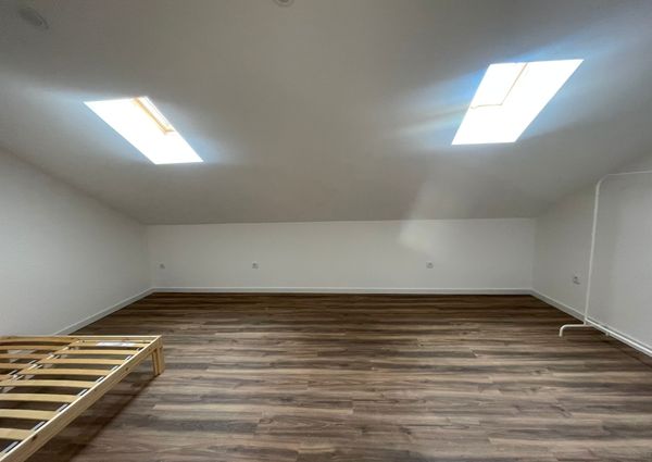 Apartamento T2 Duplex Semi Mobilado e Equipado em Ílhavo