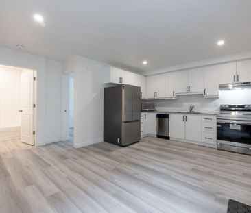 For Lease - 1744 Wilson Avenue Unit# 13, Toronto, Ontario - Photo 1