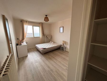 Location Appartement 1 pièce 14m² - Photo 3