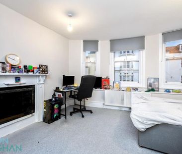 3 bedroom apartment to rent - Photo 1