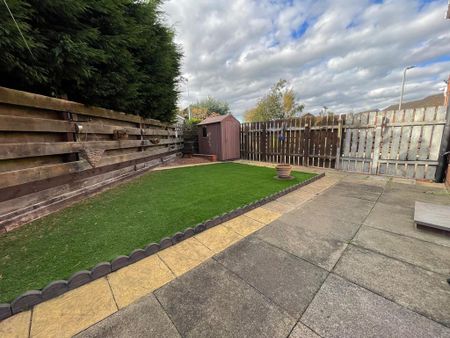 2 bedroom semi-detached house to rent - Photo 2