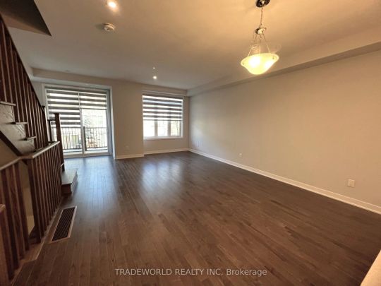 93 Anna Russell Way - Photo 1