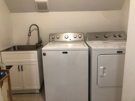 For Lease - 2421 Eighth Line, Oakville, Ontario - Photo 5