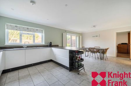 5 bedroom detached house to rent - Photo 5