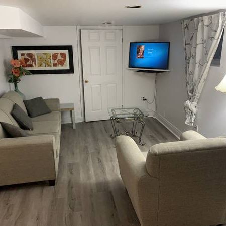 2 Bedroom Basement Apartment - Photo 1