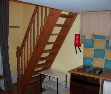 Studio Flat, St. Stephens Gardens, W2 - Photo 6