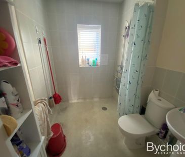 2 bedroom bungalow to rent - Photo 3
