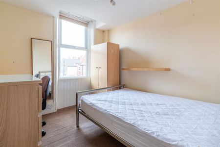 6 bed maisonette to rent in Myrtle Grove, Newcastle Upon Tyne, NE2 - Photo 4