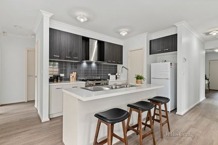 1 Euston Way, Strathtulloh - Photo 5