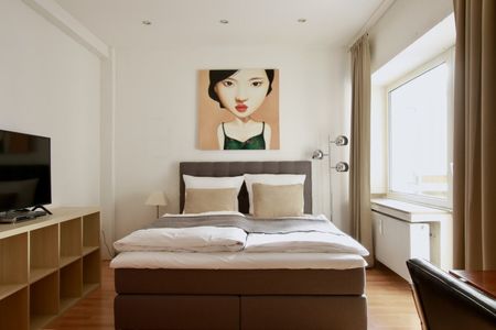 Kwartier Latäng: Schick möbliertes Apartment mit Balkon - Photo 2