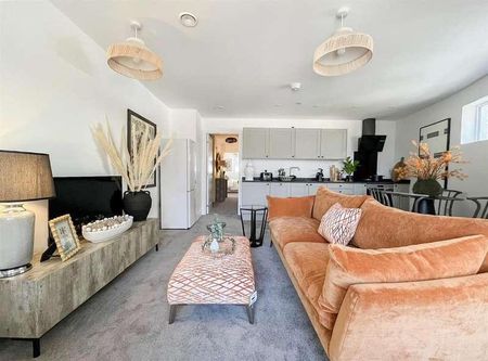 Martin Court, Hastings - Photo 4