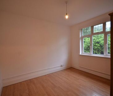 4 bedroom detached house to rent - Photo 3
