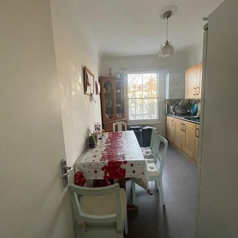 2 bedroom flat share to rent - Photo 1