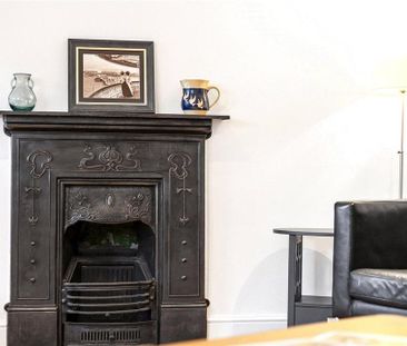 2 bedroom terraced house to rent - Photo 2