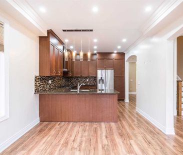 For Lease - 49 Garyscholl Road Unit# Upper, Vaughan, Ontario - Photo 4