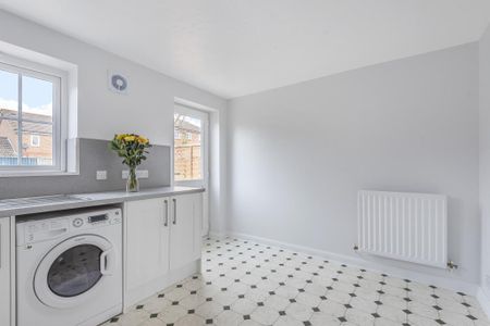 2 bedroom terraced house to rent - Photo 3