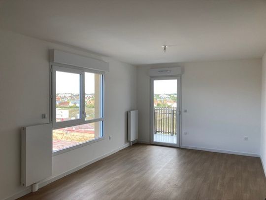 Location Appartement 3 pièces 60m² FLEURY SUR ORNE 14123 - Photo 1